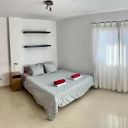 Sun Paradise Beach, Wifi, Sea Views, And Pool Адехе